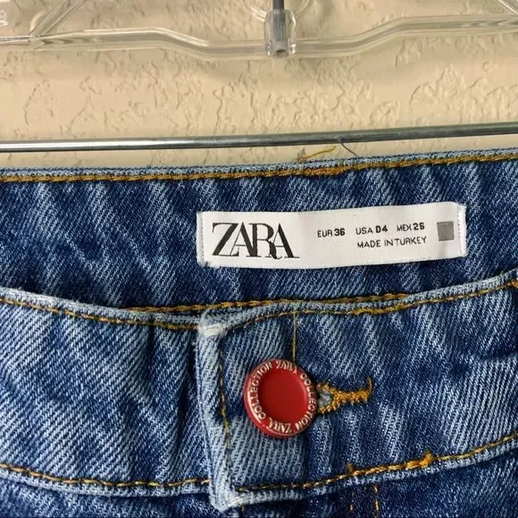 Zara Distressed Jeans - Picture 2 of 12